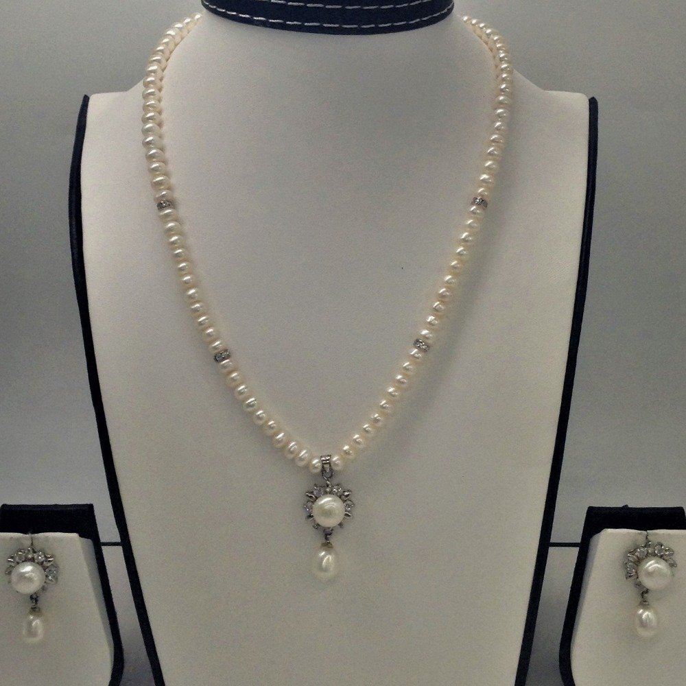 White cz and pearls pendent set wit...