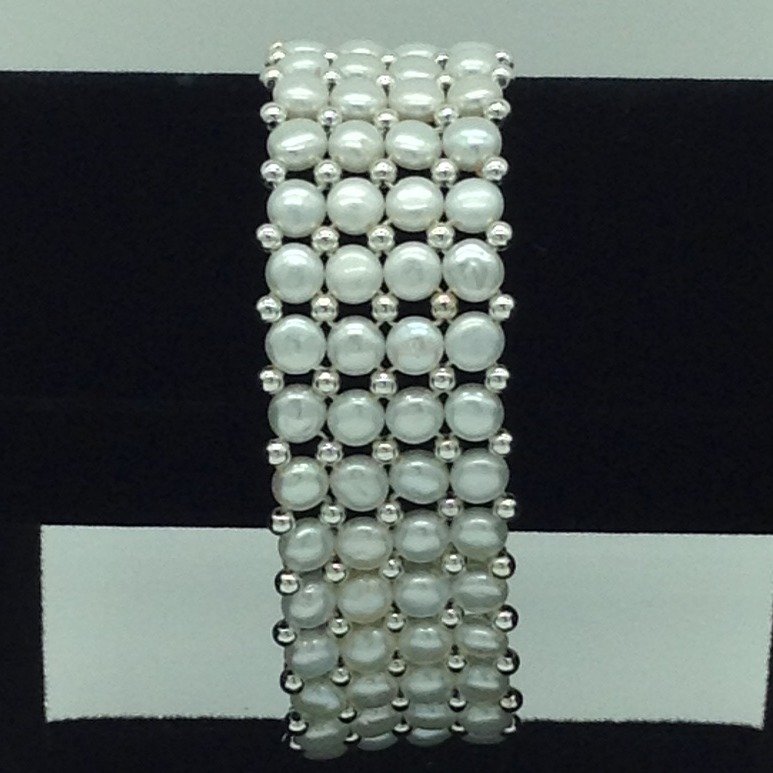 White Button Pearls with White Jaco...