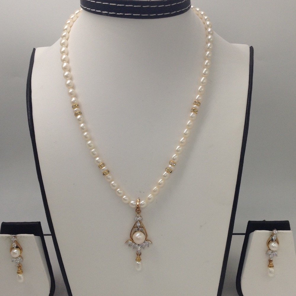 White cz and pearls pendent set wit...